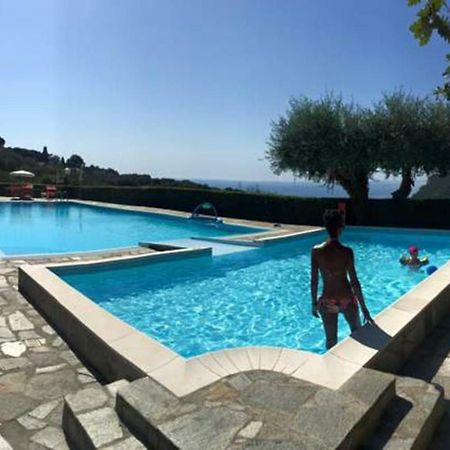 Casa Vacanze Mombrino Finale Ligure Buitenkant foto