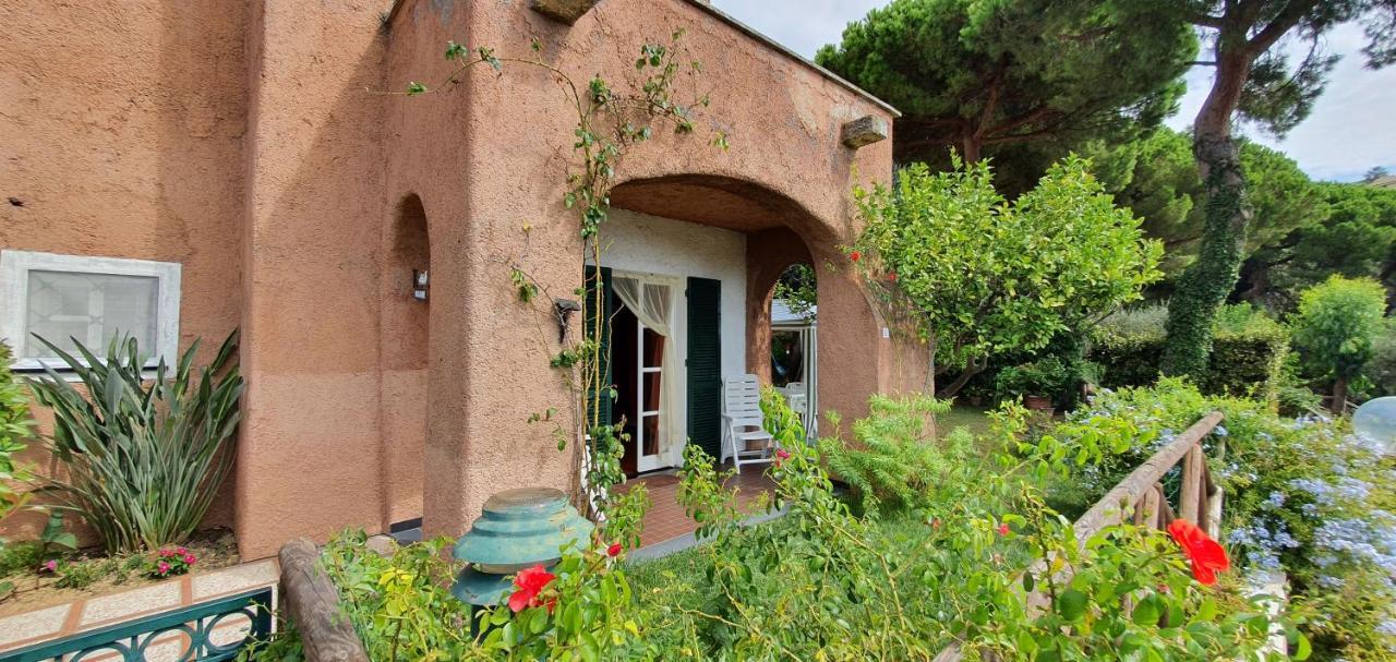 Casa Vacanze Mombrino Finale Ligure Buitenkant foto