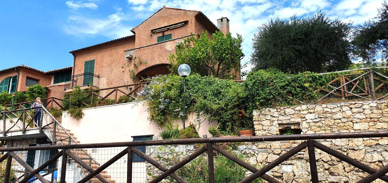 Casa Vacanze Mombrino Finale Ligure Buitenkant foto