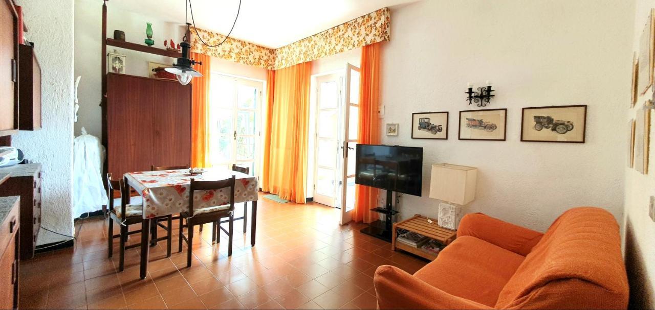 Casa Vacanze Mombrino Finale Ligure Buitenkant foto