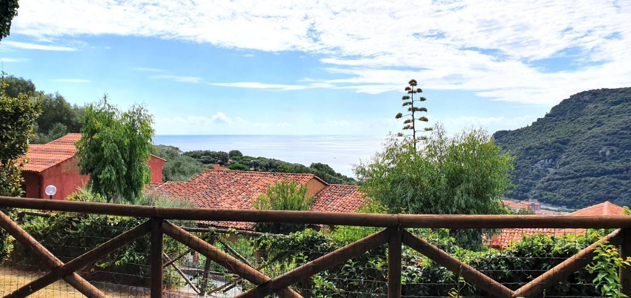 Casa Vacanze Mombrino Finale Ligure Buitenkant foto