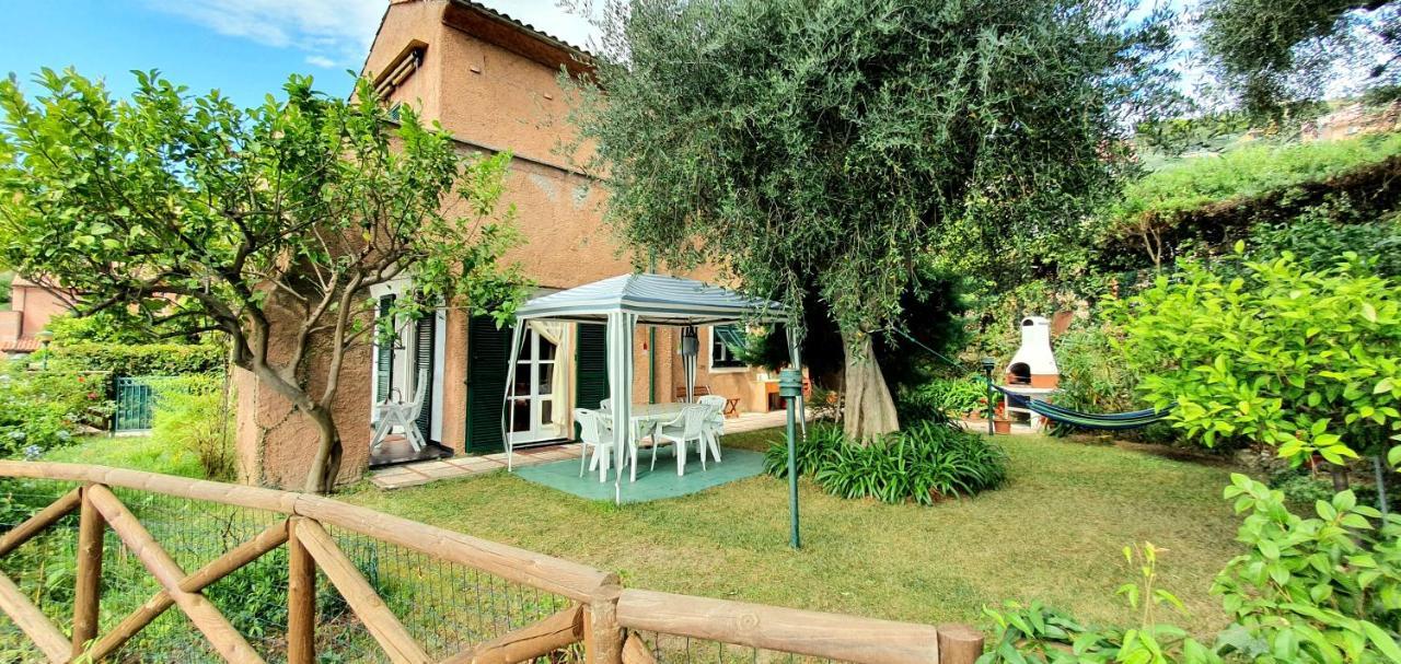 Casa Vacanze Mombrino Finale Ligure Buitenkant foto